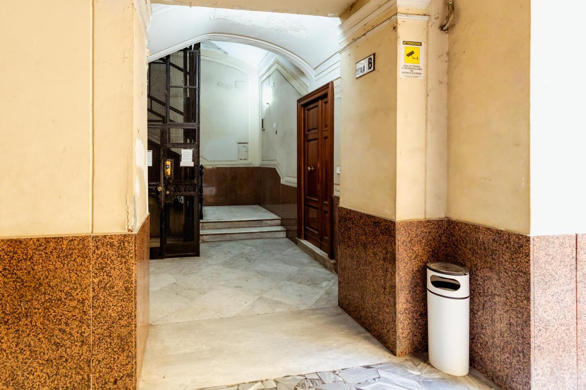 Residenza Umberto I Hotel Nápoles Exterior foto